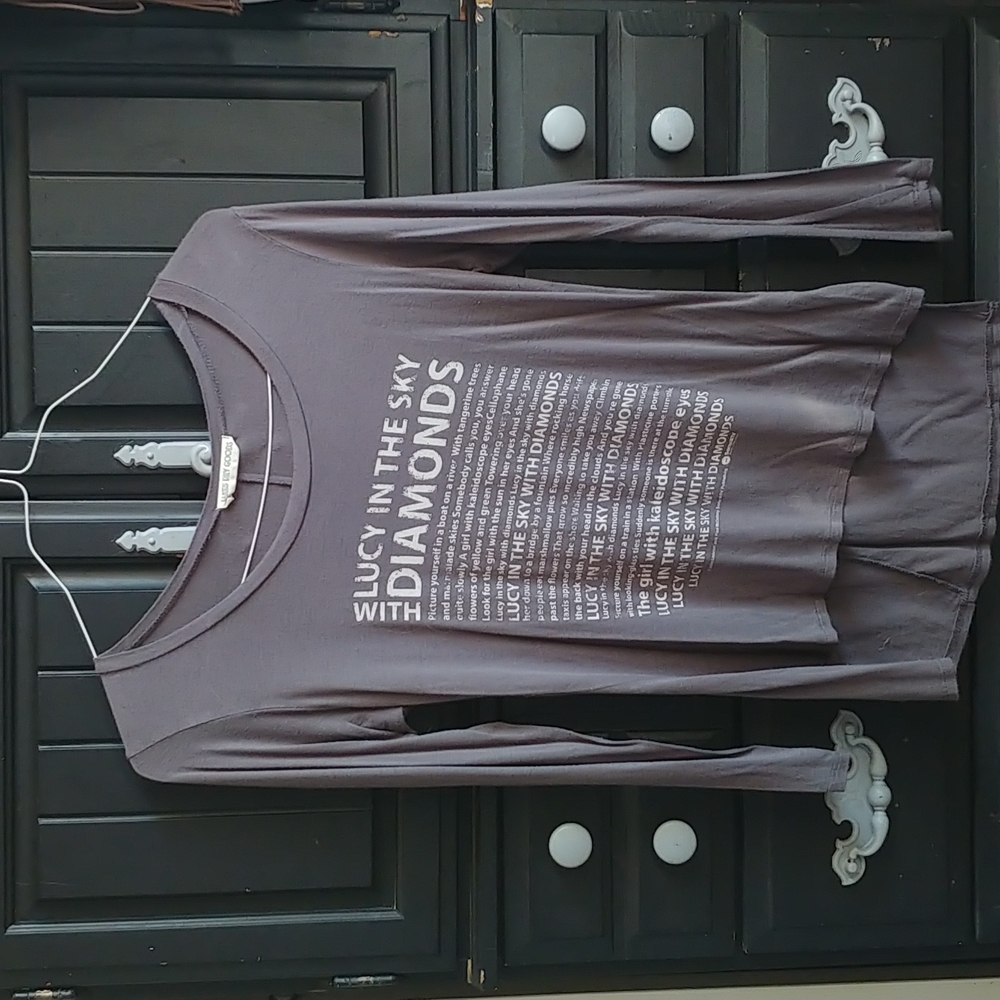 Brand: Jakes Dry Goods, Size: Medium, Color: Grey and White